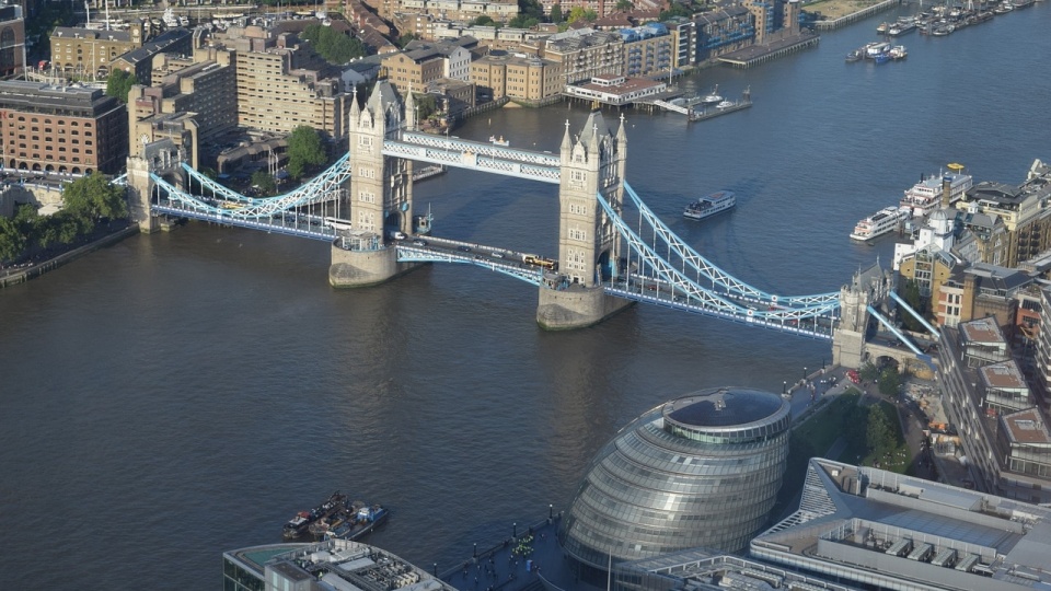London Bridge. Fot. www.pixabay.com/photo-962236 (domena publiczna)