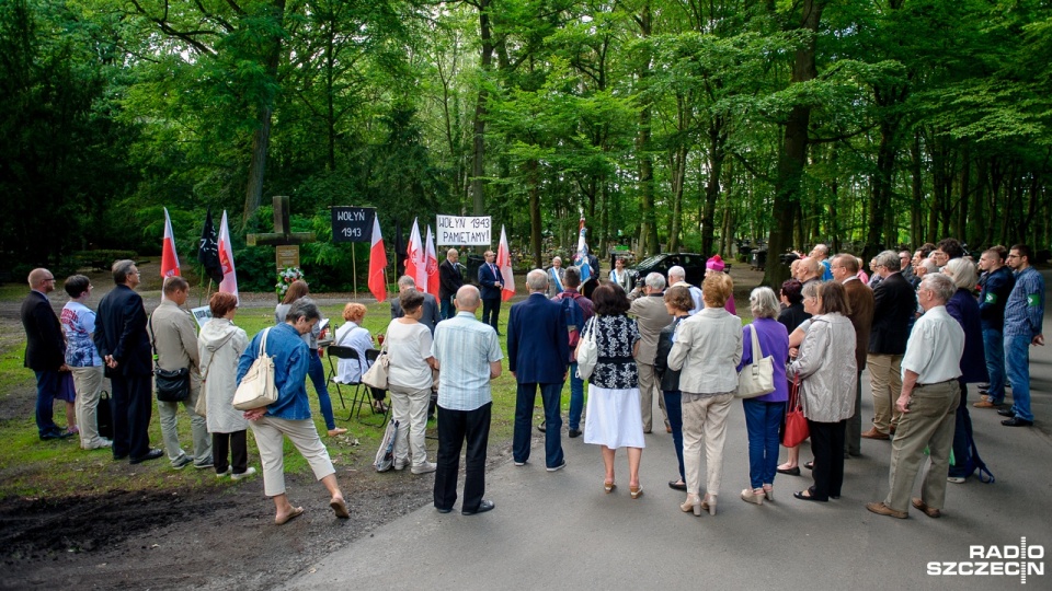 Na Cmentarzu Centralnym odbyły się obchody 74. rocznicy rzezi wołyńskiej. Fot. Olaf Nowicki [Radio Szczecin]