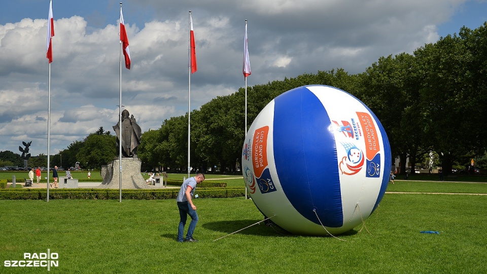 Miasto zapłaciło za udział w siatkarskim Euro 2 mln złotych. Zdaniem Krzystka, to dobrze wydane pieniądze. Fot. Łukasz Szełemej [Radio Szczecin]