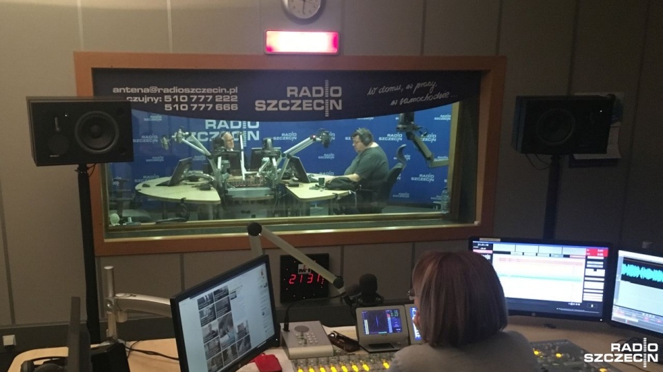 Magazyn Międzynarodowy w Radiu Szczecin. Fot. Jacek Rujna [Radio Szczecin]