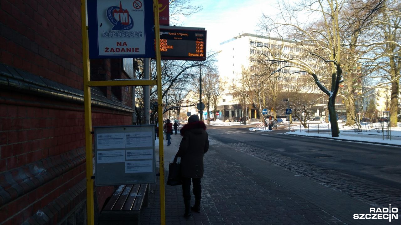 Nowe wiaty przystankowe do lipca pojawią się na kołobrzeskich ulicach. Miasto podpisało już umowę na wykonanie 45 przystanków.