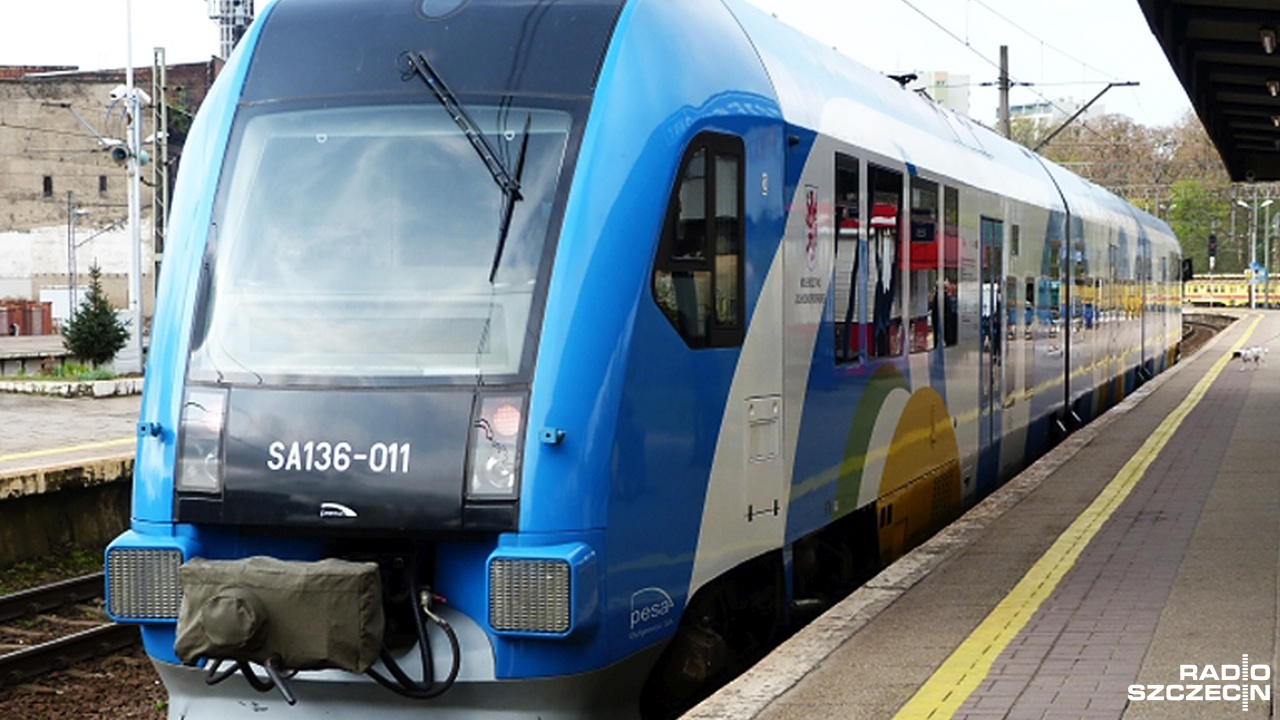 Płatność kartą w pociągach Przewozów Regionalnych pod znakiem zapytania. Miało to być możliwe już w sierpniu ubiegłego roku - zapowiadał to na naszej antenie Dominik Lebda, rzecznik spółki.