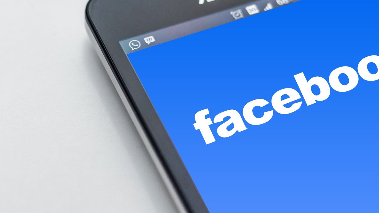 W amerykańskim Kongresie zakończył się drugi dzień przesłuchania szefa Facebooka. Mark Zuckerberg przez pięć godzin odpowiadał na pytania dotyczące działalności portalu i kwestii bezpieczeństwa. Tym razem zadawali je przedstawiciele Izby Reprezentantów.
