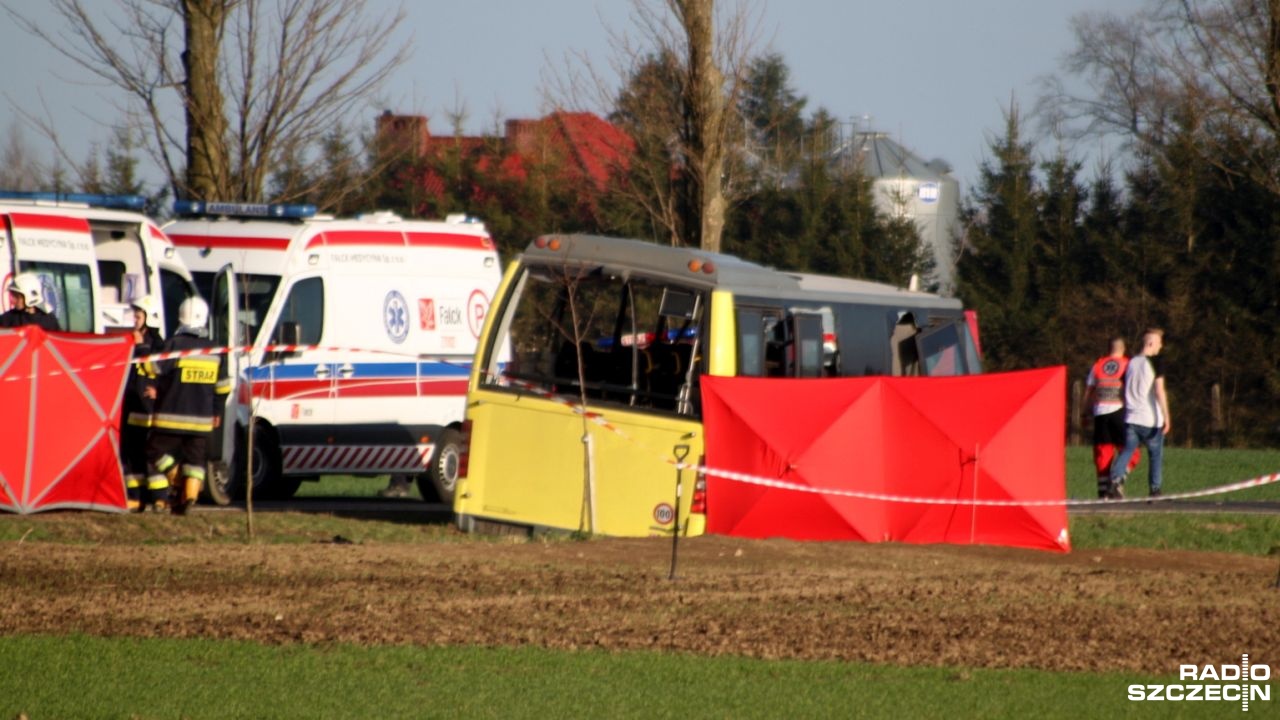 Tuż przed północą odblokowano po wypadku drogę krajową numer 37 między Darłowem a Malechowem. Do wypadku doszło we wtorek przed godziną 16 w pobliżu miejscowości Słowino.