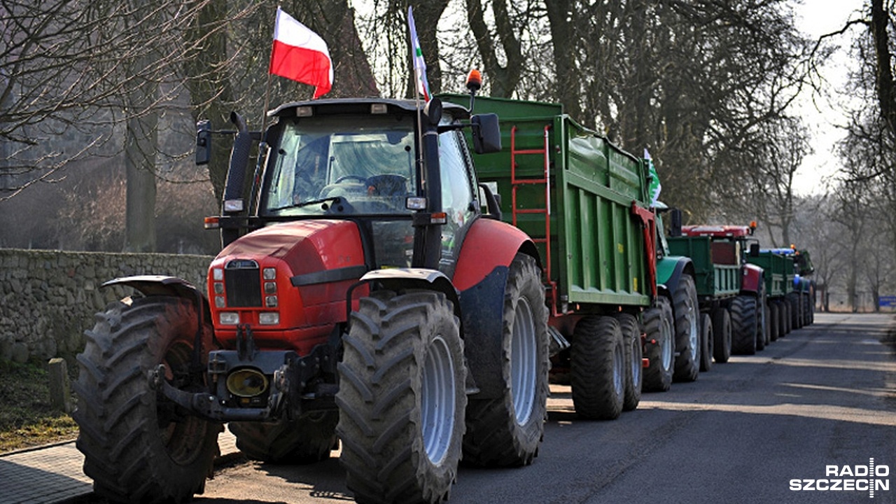 Rolnicy zrzeszeni w Agro Unii zapowiadają, że ich kolejny protest odbędzie się w Warszawie. Do stolicy mają przyjechać 6 lutego. Mówią, że w ten sposób chcą zwrócić uwagę rządzących na trudną sytuację polskich gospodarstw.
