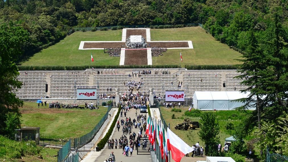 Z udziałem weteranów Armii Andersa, a także prezydentów Polski i Włoch odbędą się w sobotę centralne uroczystości 75. rocznicy bitwy o Monte Cassino. Obchody na Polskim Cmentarzu Wojennym rozpoczną się o godzinie 17.