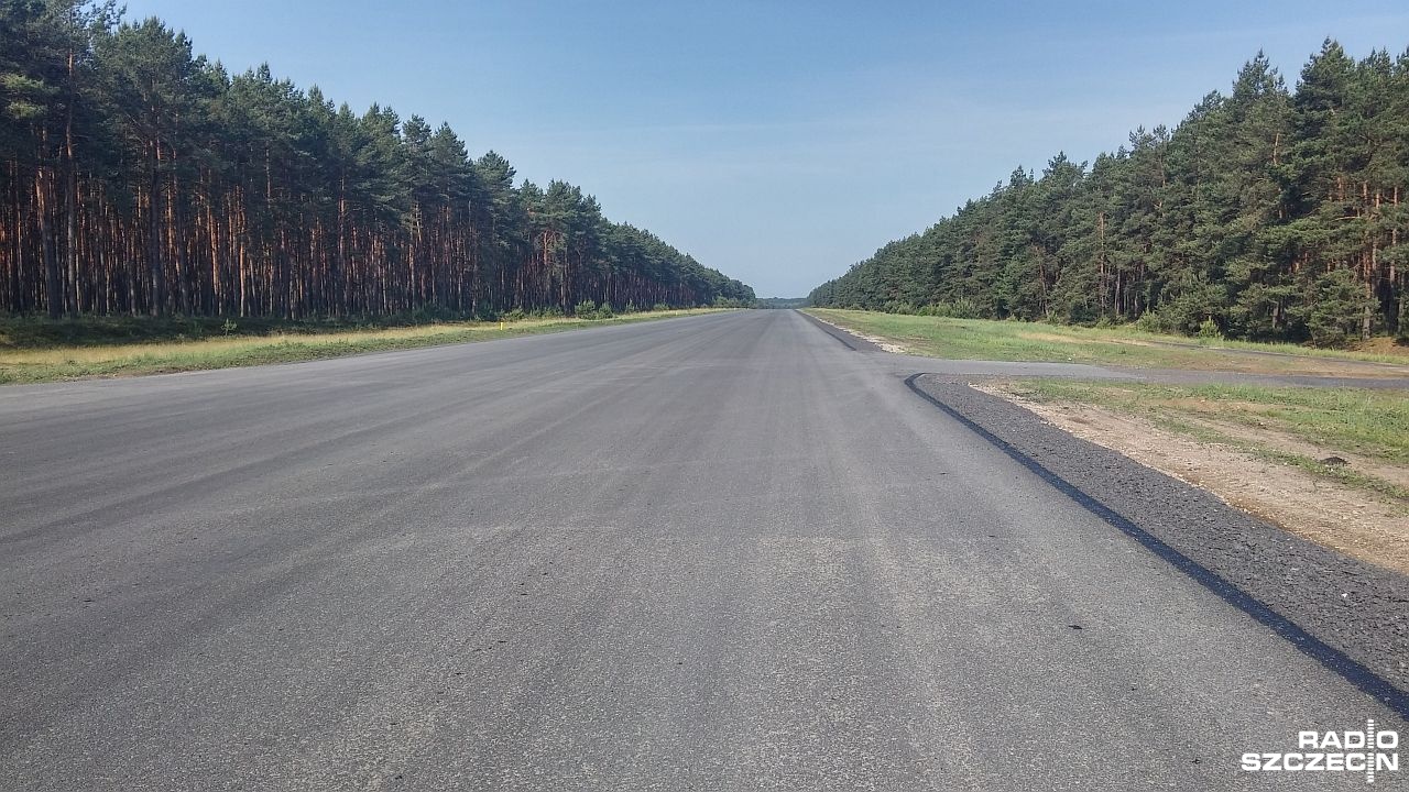 Od poniedziałku kierowcy pojadą - w obu kierunkach - całym odcinkiem wojewódzkiej drogi nr 142, między DK nr 20-ką a autostradą A6.