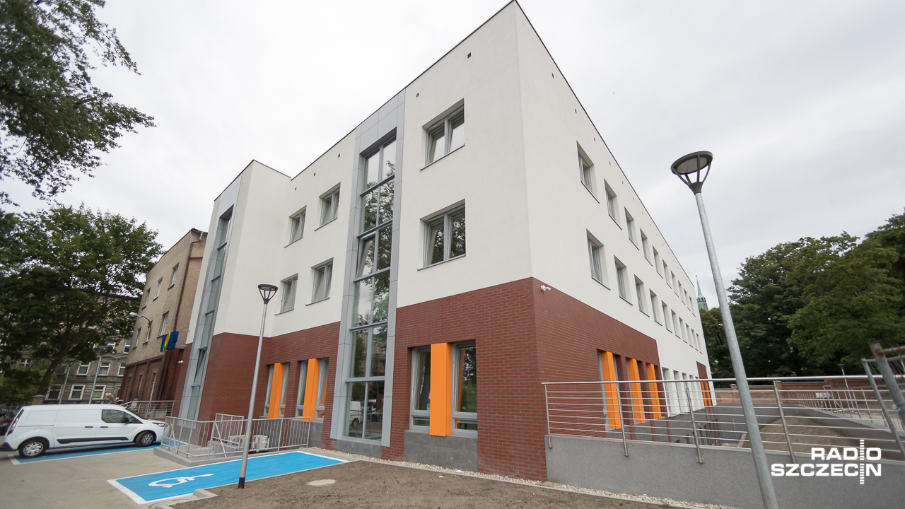 Przychodnia Wojewódzkiego Ośrodka Medycyny Pracy z budynku, przy ulicy 3 Maja, została przeniesiona na ulicę Kopernika. Było to możliwe dzięki zbudowaniu nowego skrzydła poradni.