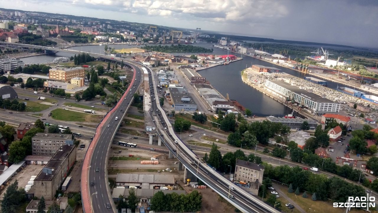 W sobotę po południu otwarta dla ruchu zostanie druga nitka wjazdowa Trasy Zamkowej. Tym samym dobiegnie końca kolejny etap modernizacji jednego z głównych ciągów komunikacyjnych Szczecina.