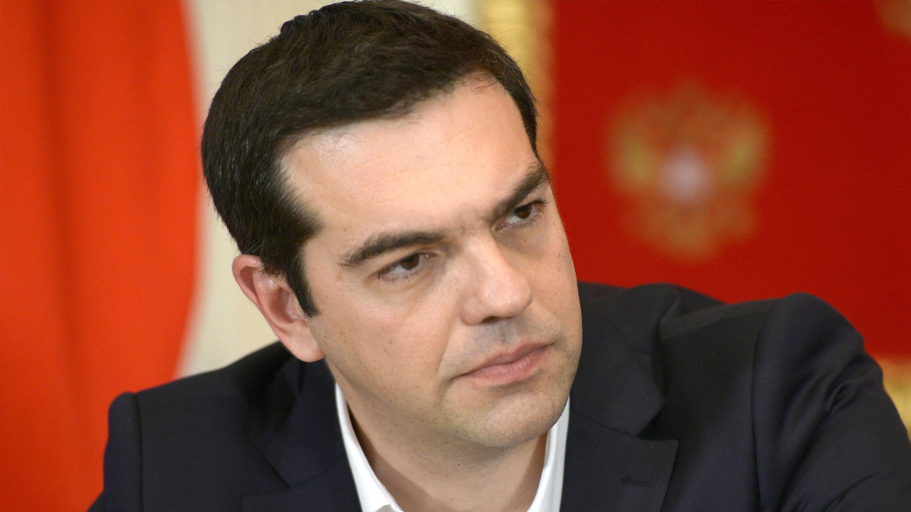 Premier Grecji Aleksis Tsipras wezwał członków swojej partii do mobilizacji. Mimo sporej przegranej w niedzielnych wyborach do Parlamentu Europejskiego, rządząca lewicowa Syriza ma nadzieję na poprawienie wyniku w przedterminowych wyborach do parlamentu. Mają się one odbyć prawdopodobnie 7 lipca.