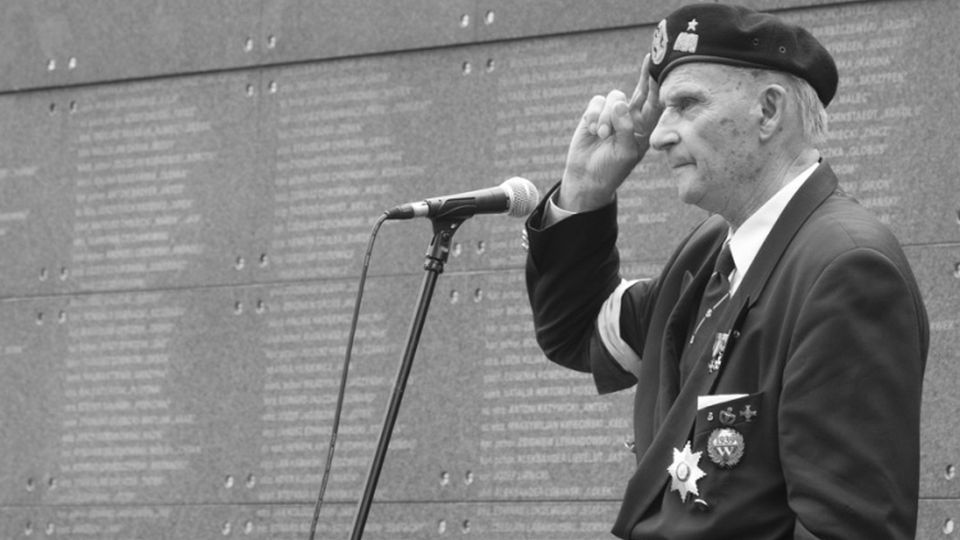 Na warszawskich Powązkach odbędzie się w piątek pogrzeb generała Zbigniewa Ścibora-Rylskiego. Powstańca warszawskiego, oficera Wojska Polskiego oraz wieloletniego prezesa Związku Powstańców Warszawskich.