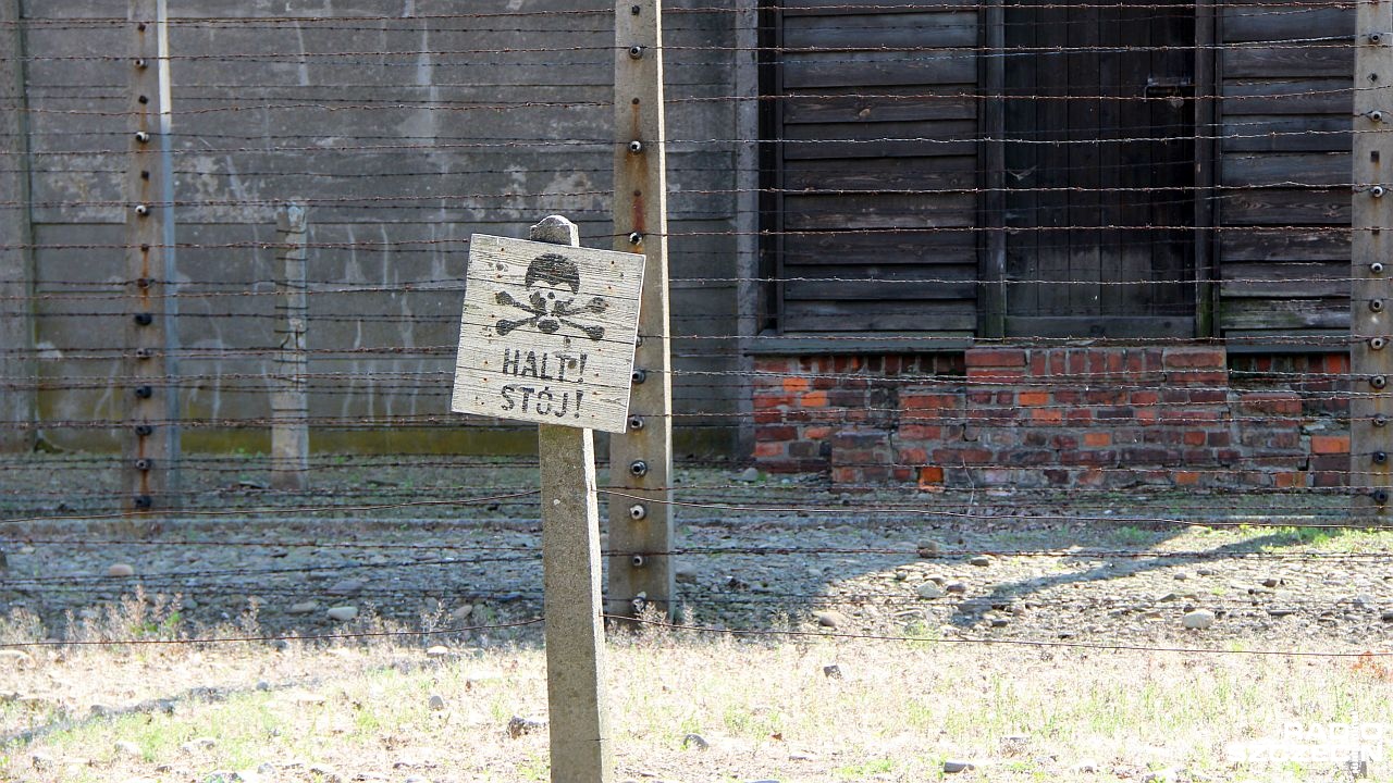 80 lat temu, 19 lipca 1943 roku do niemieckiego obozu koncentracyjnego KL Warschau przewieziono pierwszych 300 więźniów transportem z KL Buchenwald.