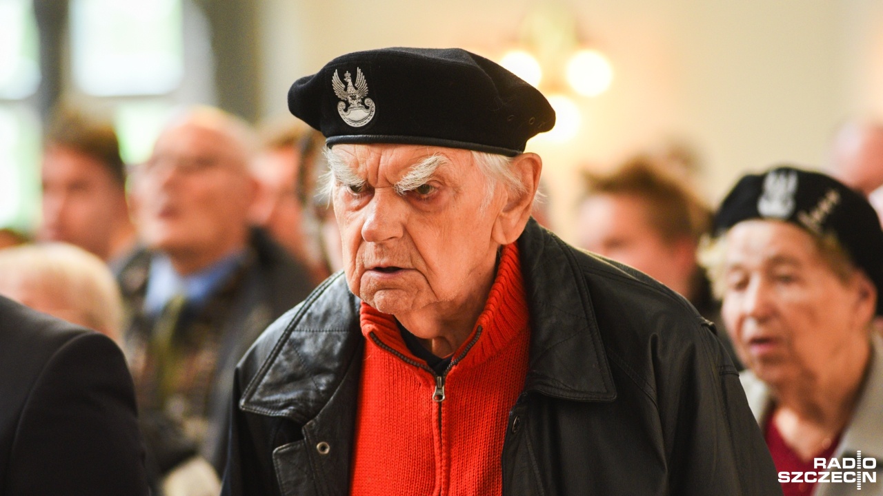 Siedemdziesięciu weteranów rozpoczyna tygodniowy wypoczynek nad morzem. Akcja Wakacje dla bohatera została zorganizowana po raz trzeci.