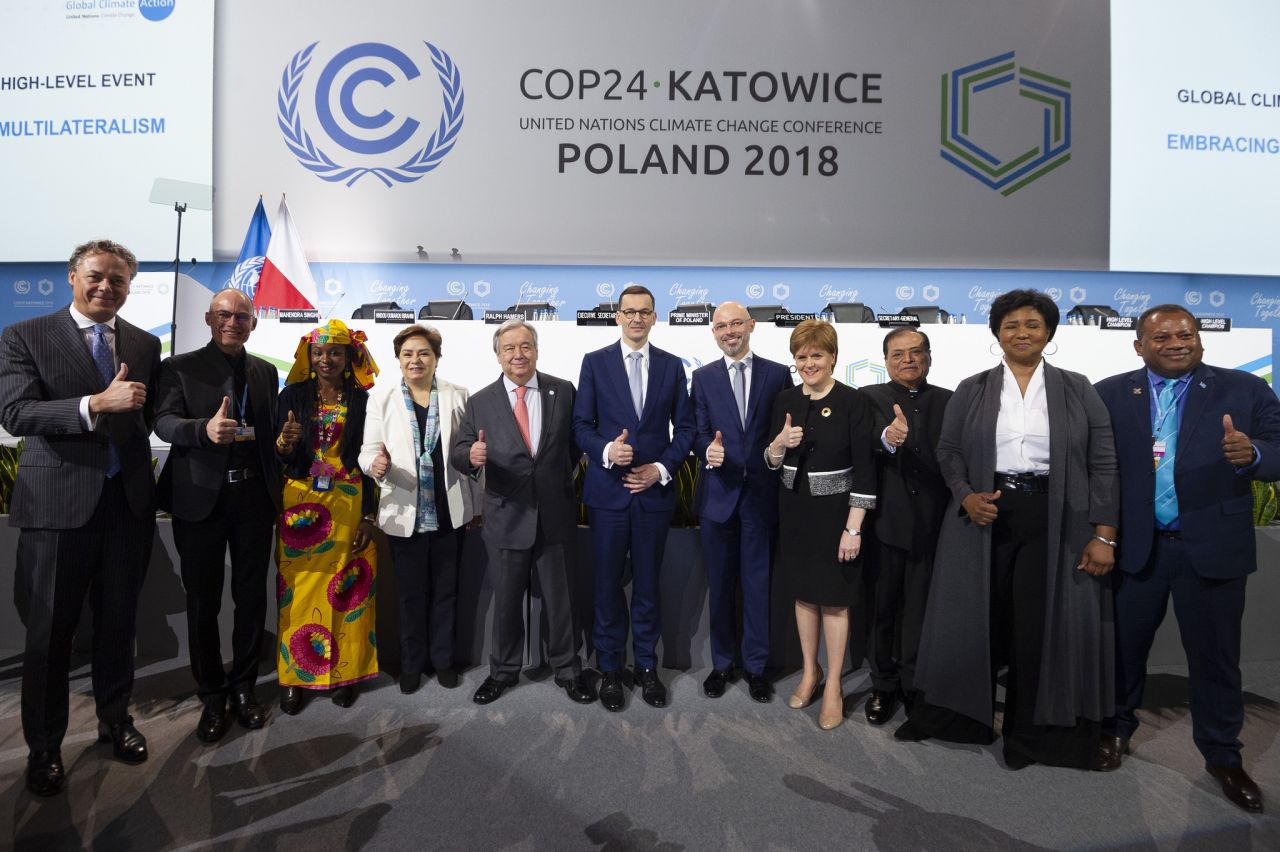 Niedziela jest dniem przerwy w szczycie klimatycznym w Katowicach. Przedstawiciele blisko 200 państw wrócą do rozmów o sposobach zatrzymania globalnego ocieplenia w poniedziałek. Tymczasem jeszcze w niedzielę, o godz. 15 odprawione zostanie centralne nabożeństwo ekumeniczne dla uczestników szczytu.