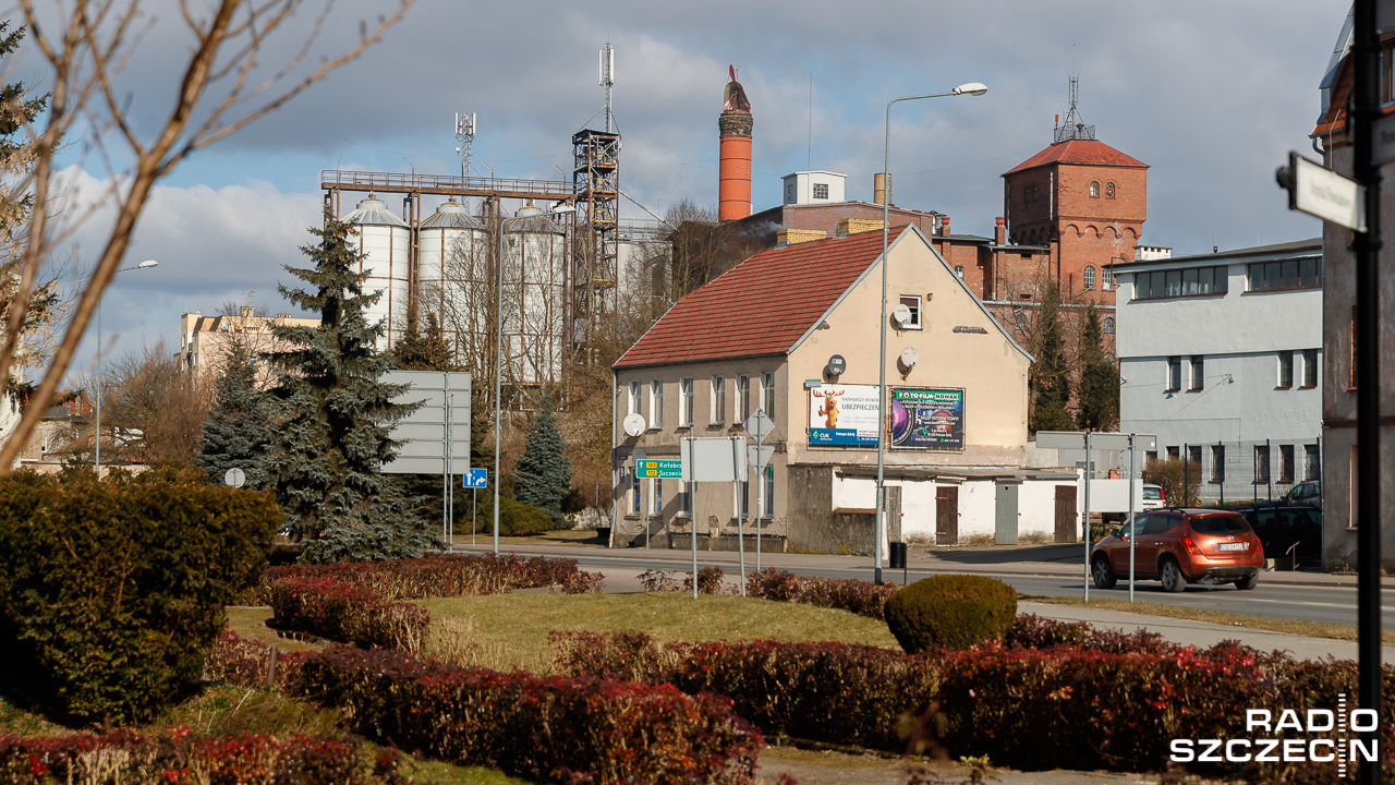 Mieszkanie za grosze to projekt, w ramach którego najemcy lokali komunalnych będą mogli z bonifikatą sięgającą 85 procent wykupić od gminy swoje mieszkania. Program dotyczy co drugiego mieszkańca Połczyna-Zdroju.