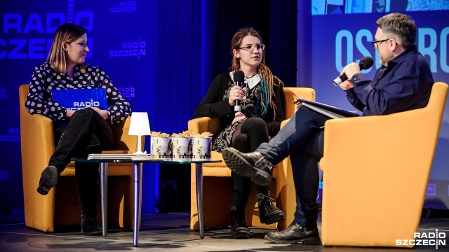 Paulina Sawicka, Iga Oliwiak i Krzysztof Spór. Fot. Olaf Nowicki [Radio Szczecin]Fot. Olaf Nowicki [Radio Szczecin] Rozgrzewka przed wielką galą. Oscarowy Wieczór w S1 [ZDJĘCIA]