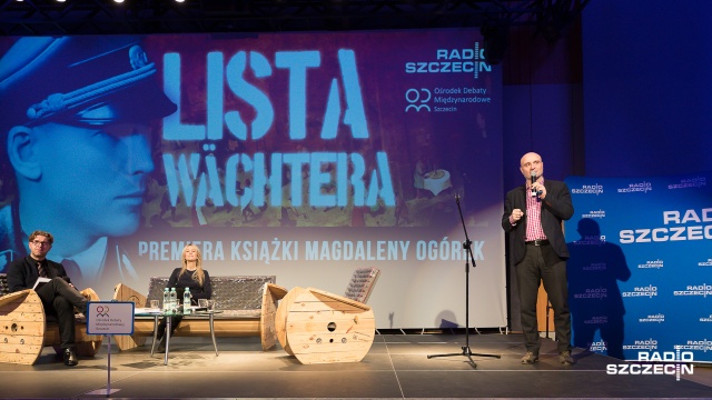 Magdalena Ogórek dodała, że rodzina Otto von Wächtera próbowała bezskutecznie zablokować wydanie książki. „Lista Wächtera” stała się już bestsellerem. Fot. Robert Stachnik [Radio Szczecin] "Lista Wächtera", czyli spotkanie z dr Magdaleną Ogórek w Radiu Szczecin [WIDEO, ZDJĘCIA]