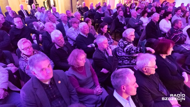 Magdalena Ogórek dodała, że rodzina Otto von Wächtera próbowała bezskutecznie zablokować wydanie książki. „Lista Wächtera” stała się już bestsellerem. Fot. Robert Stachnik [Radio Szczecin] "Lista Wächtera", czyli spotkanie z dr Magdaleną Ogórek w Radiu Szczecin [WIDEO, ZDJĘCIA]