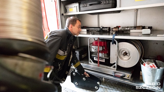 W Polsce jest prawie 30 tysięcy strażaków zawodowych i 700 tysięcy służących w formacjach ochotniczych. Fot. Robert Stachnik [Radio Szczecin] Poszliby dla nas w ogień! Święto Straży Pożarnej [WIDEO, ZDJĘCIA]