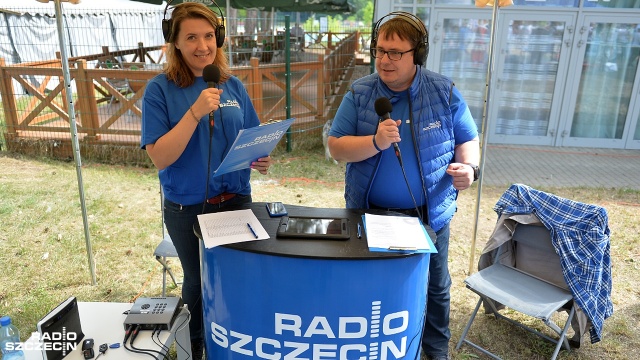 Charytatywny bieg "Piątka z Gwiazdami" w Szczecinie. Fot. Łukasz Szełemej [Radio Szczecin] Pobiegli wokół Arkonki, by pomóc podopiecznym hospicjum [DUŻO ZDJĘĆ]