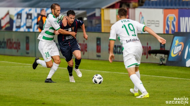 Pogoń Szczecin - Lechia Gdańsk 2:3. Fot. Robert Stachnik [Radio Szczecin] Pogoń bez punktów w meczu z niepokonaną Lechią [DUŻO ZDJĘĆ]