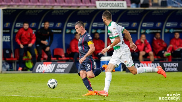 Pogoń Szczecin - Lechia Gdańsk 2:3. Fot. Robert Stachnik [Radio Szczecin] Pogoń bez punktów w meczu z niepokonaną Lechią [DUŻO ZDJĘĆ]