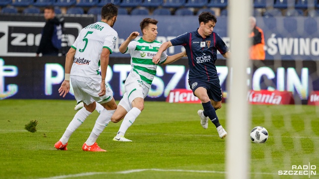 Pogoń Szczecin - Lechia Gdańsk 2:3. Fot. Robert Stachnik [Radio Szczecin] Pogoń bez punktów w meczu z niepokonaną Lechią [DUŻO ZDJĘĆ]