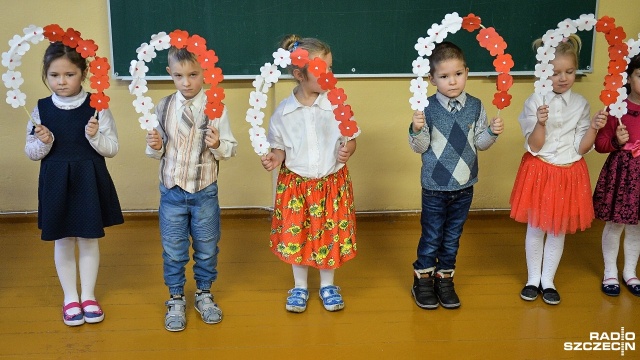 Tegoroczna "Paczka dla Rodaka i Bohatera na Kresach" jest już piątą edycją w historii akcji. Fot. Łukasz Szełemej [Radio Szczecin] Paczki trafiły do rodaków na Kresach [ZDJĘCIA]