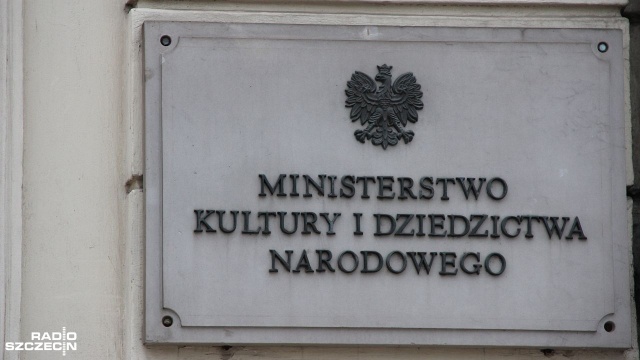 Nowe muzea poświęcone historii Polski będą trwałą pamiątką obchodów stulecia odzyskania niepodległości - powiedział Jarosław Sellin.