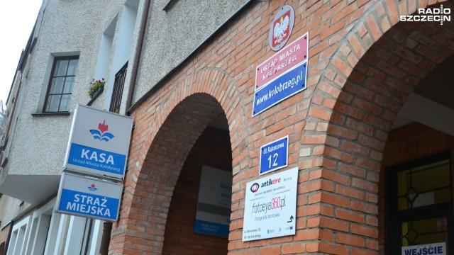 Jeden z budynków urzędu miasta w Kołobrzegu sprzedany - mieścił się w nim wydział komunalny, miejska kasa i siedziba straży miejskiej. 600-metrowa nieruchomość należała do Zakładu Ubezpieczeń Społecznych.