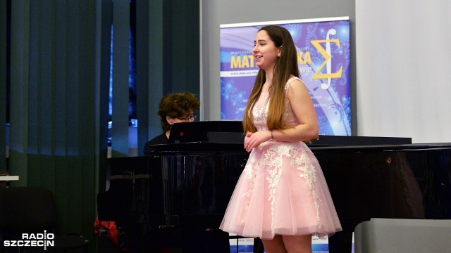 Kompozycje najwybitniejszych twórców świata zagrali uczniowie Zespołu Szkół Muzycznych w Szczecinie. To w ramach koncertu Styczniowe spotkanie z muzyką, który w niedzielę odbył się w gmachu Muzeum Narodowego przy Wałach Chrobrego.