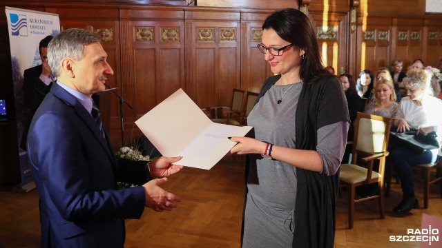 Nie 10 a 15 lat - tyle będzie trwała droga awansu do stopnia nauczyciela dyplomowanego. Takie zmiany w Karcie Nauczyciela obowiązują już od 1 stycznia tego roku.