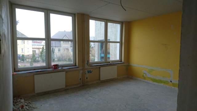Zespół Szkół w Karlinie będzie miał odnowione sale lekcyjne, nowoczesny sprzęt i pomoce dydaktyczne do nauki zawodu m.in. dla nowo otwartego w placówce kierunku technik mechatronik.