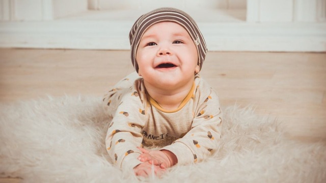 Leczy ból, odstresowuje i pozwala spalić kalorie - tak działa śmiech. Tego, m.in. można było się dowiedzieć podczas trwającej jeszcze Nocy Biologów.