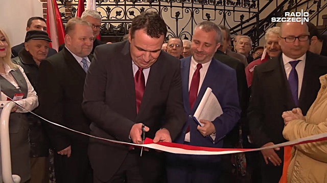 Poczta Polska otworzyła w poniedziałek pierwszy w Szczecinie sklep filatelistyczny. Dostępne będą w nim znaczki oraz akcesoria dla filatelistów i numizmatyków.
