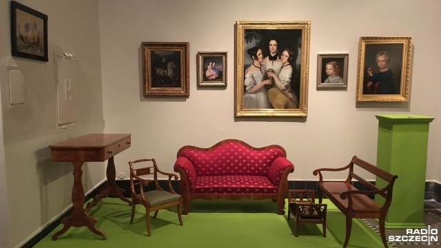 W Muzeum Narodowym w Szczecinie trwają ostatnie przygotowania do piątkowego otwarcia wystawy zatytułowanej Biedermeier.