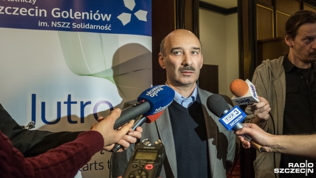 Terminal do przechowywania towarów powstanie na lotnisku w Goleniowie. Władze podszczecińskiego portu chwalą się podpisaniem listu intencyjnego z Waimea Cargo Terminal, która wybuduje halę o powierzchni pięciu tysięcy metrów kwadratowych.
