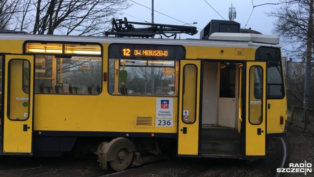 Wykoleiła się tramwajowa dwunastka na pętli tramwajowej Pomorzany - informowali nas słuchacze.