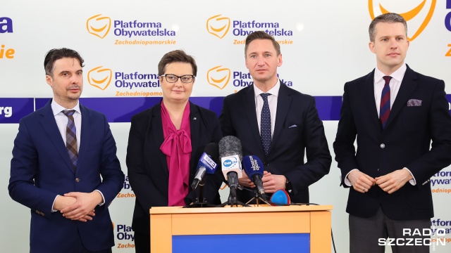 Dużo uśmiechania się do siebie i deklaracji o jak najlepszej współpracy - ale bez dat i technicznych szczegółów, czyli: kto dostanie jakie miejsca na listach - tak można podsumować czwartkową konferencję prasową liderki.Nowoczesnej Katarzyny Lubnauer oraz szefa szczecińskiej PO Olgierda Geblewicza. O nazwiskach nie rozmawiali bo to wymaga ogólnopolskiego spojrzenia.