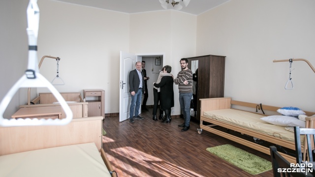 Mieszkanie chronione dla 14 osób powstało w centrum Szczecina. Mieści się na pierwszym piętrze kamienicy przy al. Piastów.