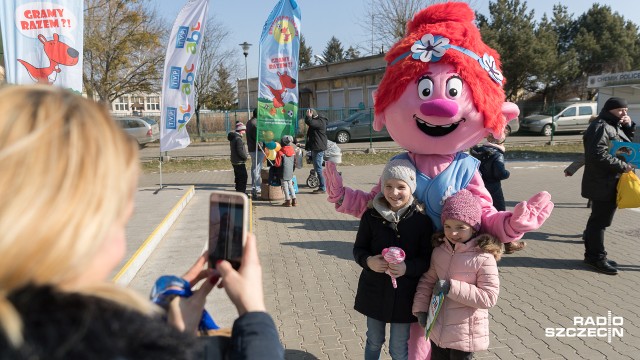 Blisko 300 dzieci z przedszkoli w Policach i okolic wzięło udział w Przedszkoliadzie Grupy Azoty. Impreza odbyła się w sobotę w hali Zespołu Szkół im. I. Łukasiewicza przy ulicy Siedleckiej.