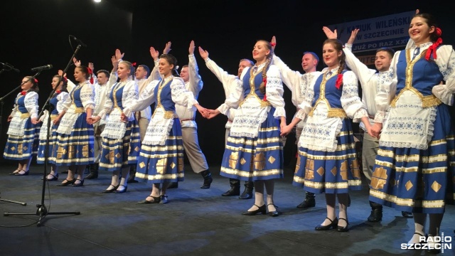 Zespołu Pieśni i Tańca Zgoda z Rudomina spod Wilna wystąpił w poniedziałek wieczorem w gali Kaziukowej.