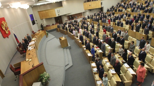 Szef komisji spraw zagranicznych Dumy Państwowej ma kłopoty. Rosyjskie dziennikarki pracujące w parlamencie oskarżyły Leonida Słuckiego o molestowanie seksualne. Amnesty International, międzynarodowa organizacja broniąca praw człowieka, domaga się wszczęcia śledztwa w tej sprawie i zapowiada zorganizowanie pikiet przed budynkiem rosyjskiej Dumy Państwowej.