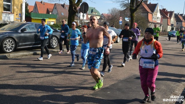 Ponad 600 biegaczy stanęło na starcie 32. edycji kołobrzeskiego Biegu Zaślubin