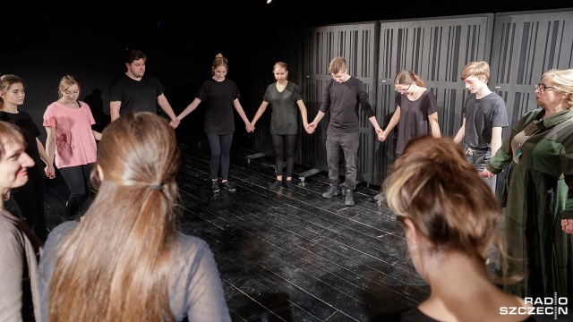 Wiersze Zbigniewa Herberta, Cypriana Kamila Norwida czy Adama Mickiewicza w wykonaniu podopiecznych Studia Teatr można było usłyszeć w niedzielę w Szczecinie.