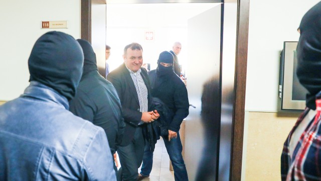 Zakończyło się posiedzenie aresztowe Stanisława Gawłowskiego. Decyzję o ewentualnym aresztowaniu sekretarza generalnego Platformy Obywatelskiej sąd wyda o godzinie 18.30.