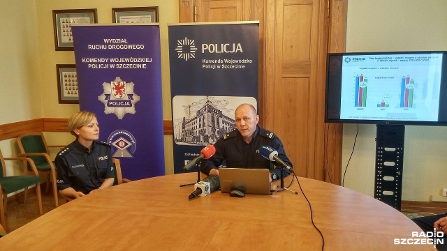 Przed nami wyjątkowo długi weekend. Policjanci ruchu drogowego rozpoczynają swoją akcję pilnowania bezpieczeństwa na drogach w całym województwie. Większej liczby patroli trzeba się spodziewać już w piątek.