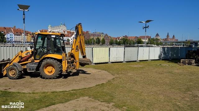 Rozpoczęły się prace przy budowie fundamentów pod nową lokalizację Masztu Maciejewicza.