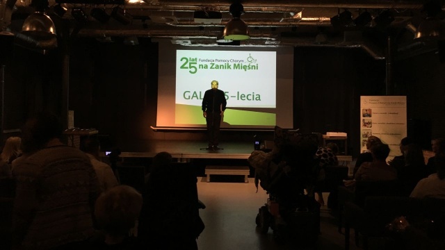 Od 25 lat pomagają osobom z chorobami nerwowo-mięśniowymi, a w poniedziałek świętują. Szczecińska Fundacja Pomocy Chorym na Zanik Mięśni obchodzi jubileusz ćwierćwiecza.
