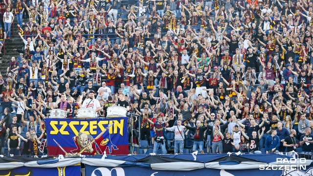 Piłkarska ekstraklasa na finiszu i działacze Pogoni prowadzą transferowe rozmowy. W szczecińskim klubie po sezonie będą zmiany kadrowe. Pogoń chce na stałe sprowadzić do Szczecina Adama Buksę a klub opuszczą między innymi Jakub Piotrowski i Dawid Kort.